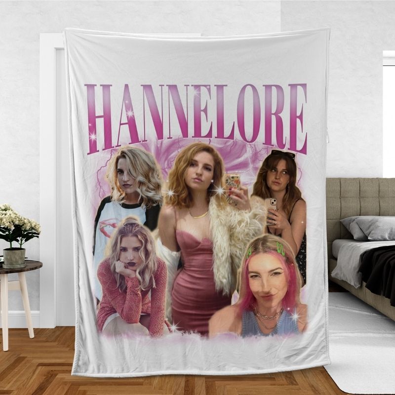 "Timeless Iconique" Blanket